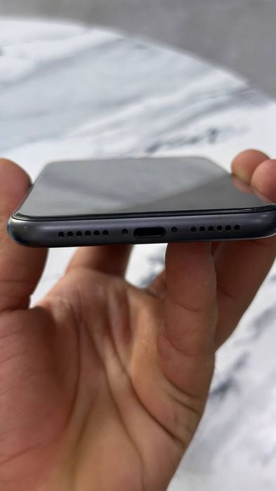 iPhone 11 sotiladi
