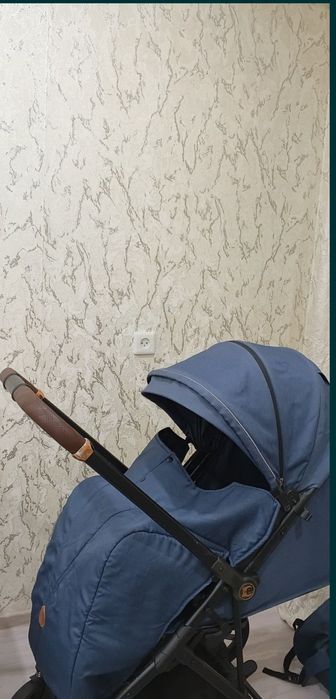 Продам коляску зима-лето
