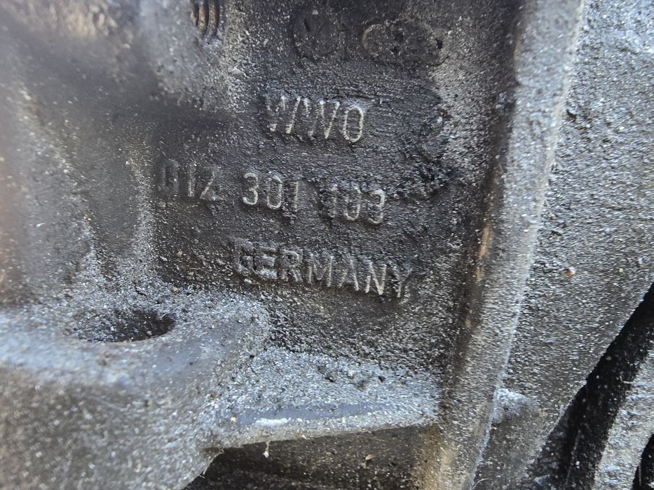 Audi 80 b4 на части