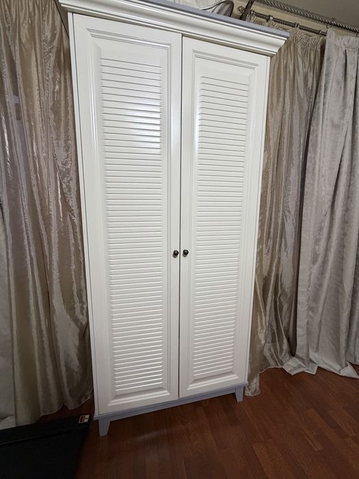 Шкаф детский белый