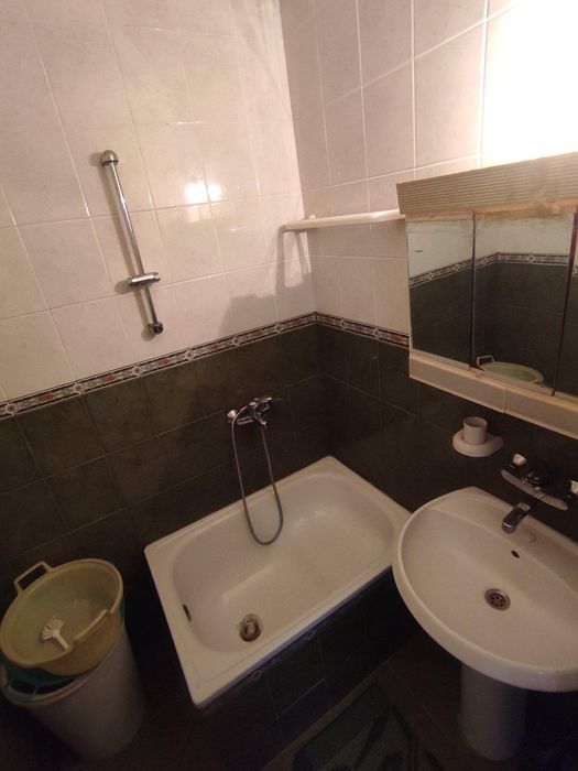 Продава се Тристаен апартамент в Бургас, Славейков - 90 кв.м за 1656 €/кв.м - Снимка #4