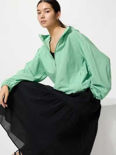 Парка с СПФ-защитой Uniqlo, новая