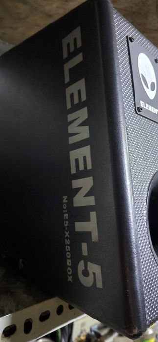 Продам сабвуфер Element 5