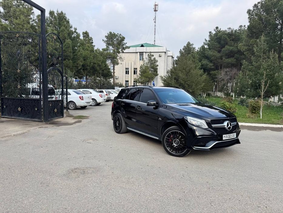 Mercedes ml350 sotiladi