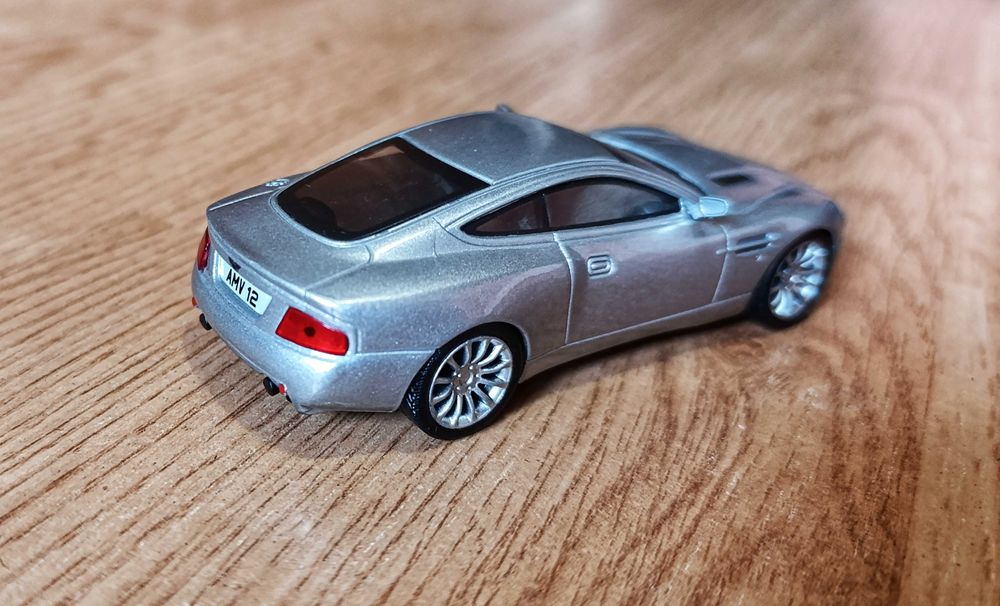 Macheta Aston Martin Vanquish 1/43