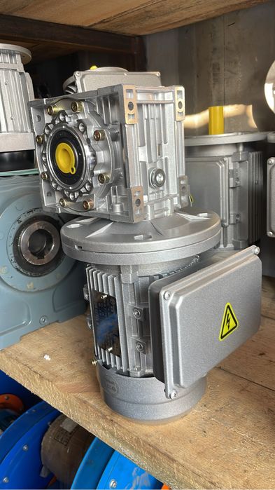 RV NMRV червячный редуктор мыло сабын электродвигатель шнек лента квт