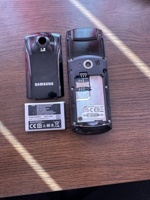 samsung GT-E2550