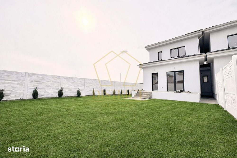 Duplex superb cu 4 camere, despărțit prin camera tehnica | Mosnita Vec