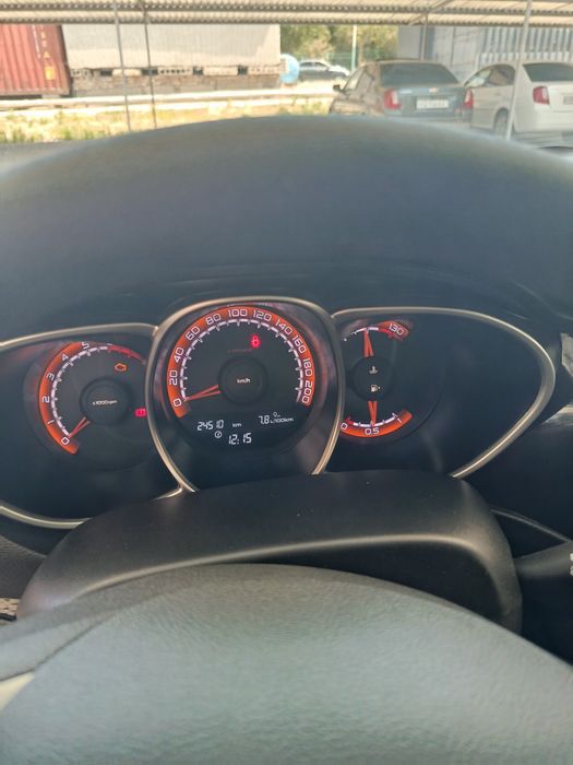Lada vesta sw cross 1.6 mexanika
