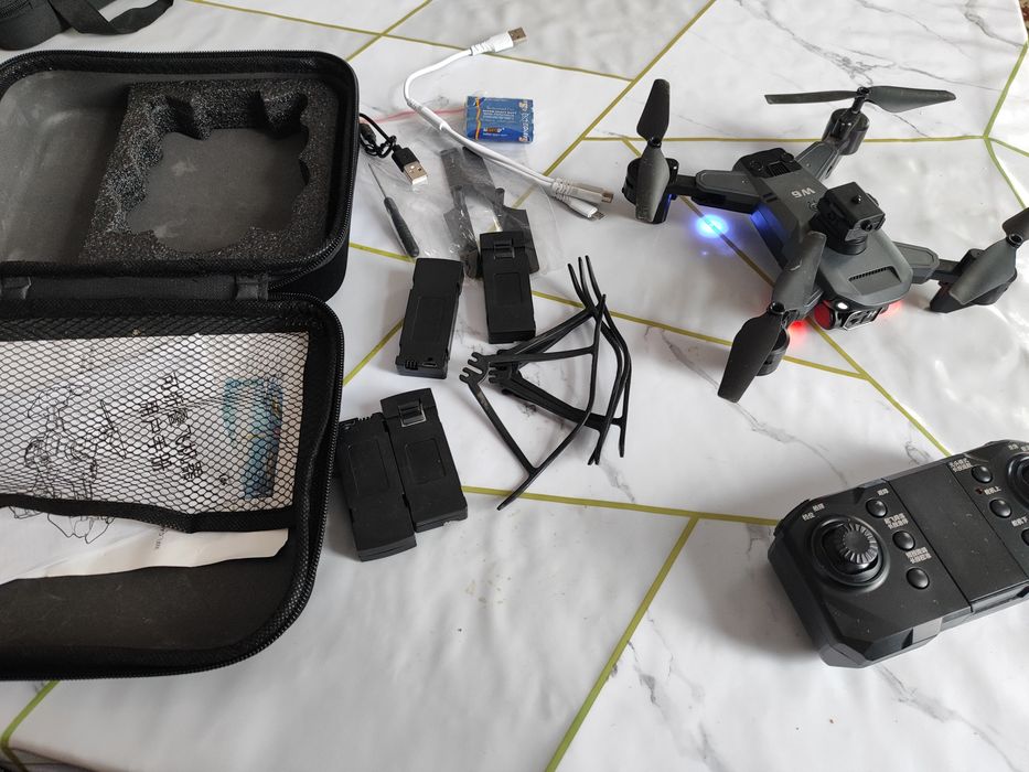 Дрон, квадрокоптер