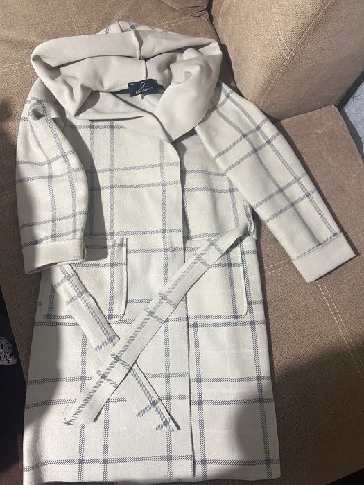 Есенно палто с красива кройка