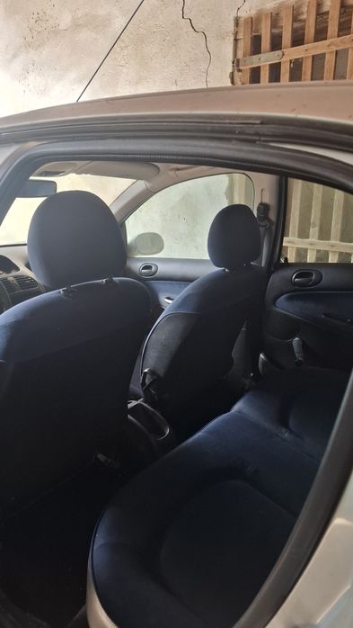 Peugeot 206 1.4 Benzina pe piese