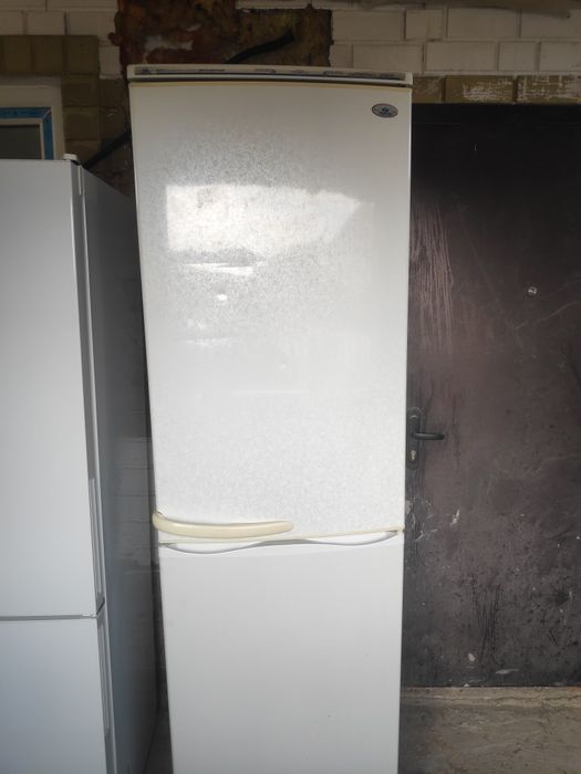 Продам холодильник 70