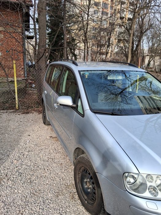VW Touran 2000 109к.с