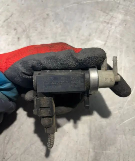 ELECTROVALVA CAVUUM 1J0 906 627 A Volkswagen VW Golf 2002