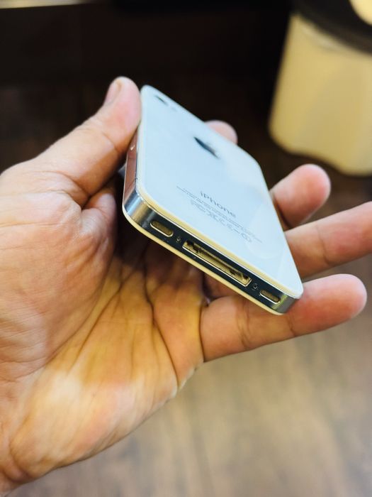 Iphone 4s 16GB с регистарации