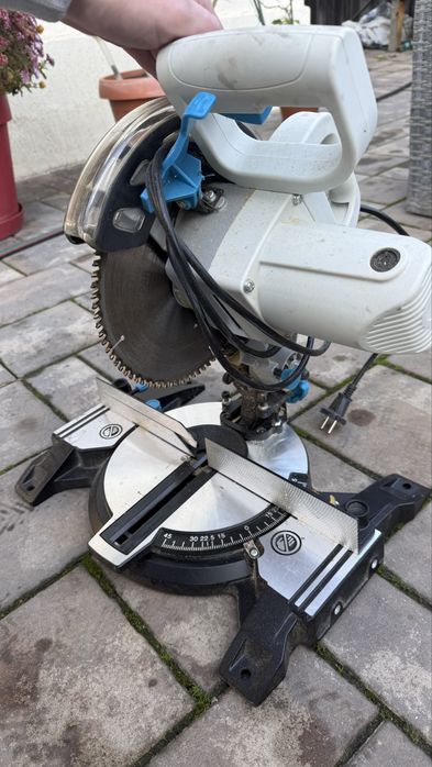 Fierastrau Circular Unghiular 1400 W