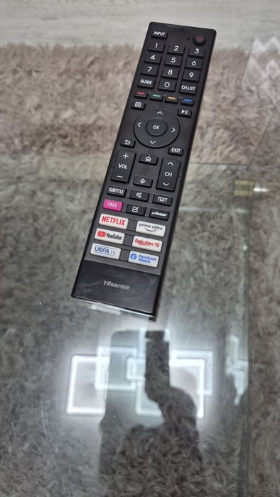 Vând smart tv Hisense QLED model 50E7HQ de 50 inch - 125 cm