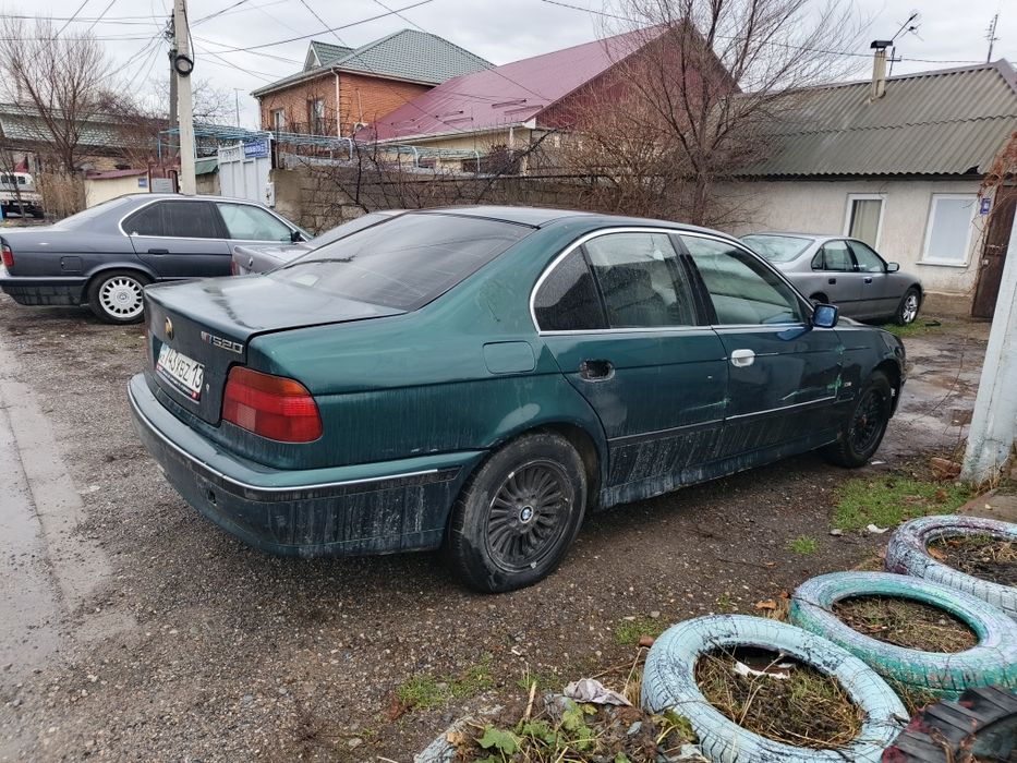 Продам бмв е39 .       .