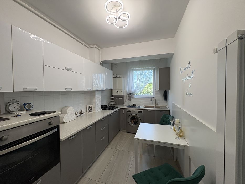 Apartament 2 camere spațios