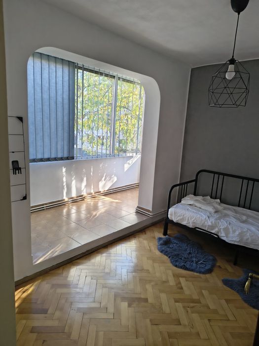 Apartament 3 camere str Banat