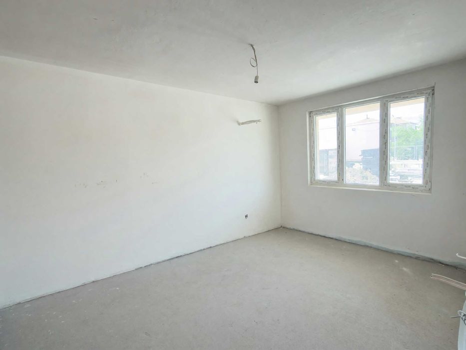 Продава се Двустаен апартамент в Пловдив, Христо Смирненски - 53 кв.м за 1453 €/кв.м - Снимка #2