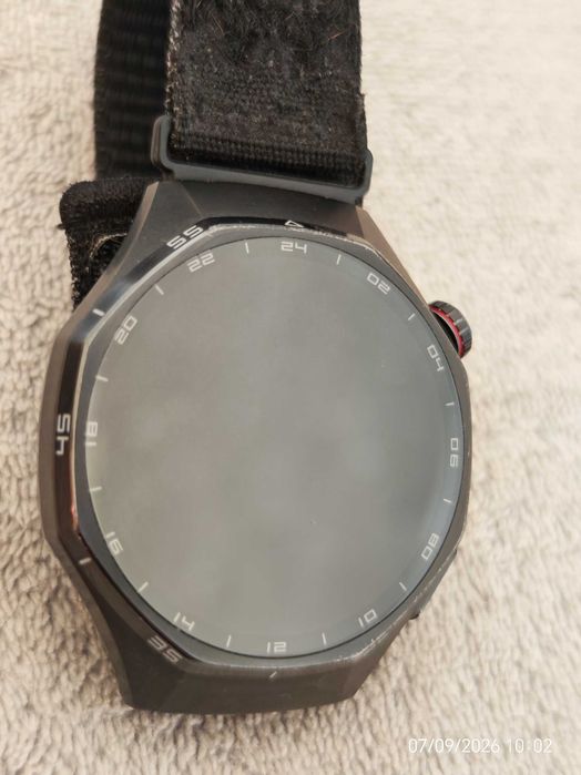Huawei Watch GT 6 Pro –гаранция до 12.2027 г., 4 каишки + 4 стъкла в комплекта