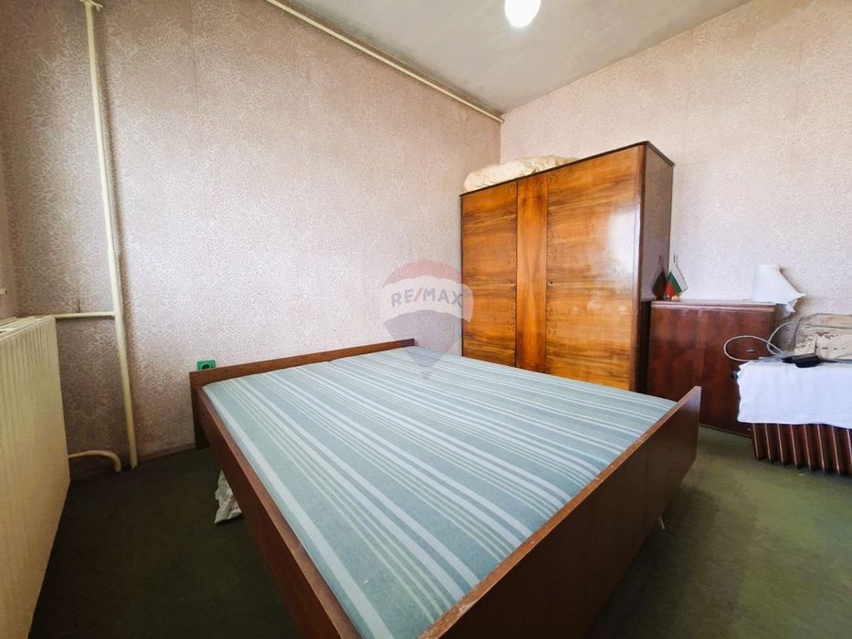 Продава се Тристаен апартамент в Варна, Победа - 66 кв.м за 2046 €/кв.м - Снимка #9