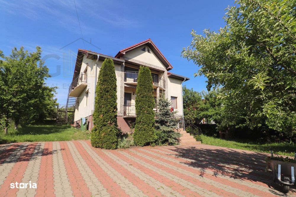 Casa individuala, Iris, zona Oasului, priveliste frumoasa!