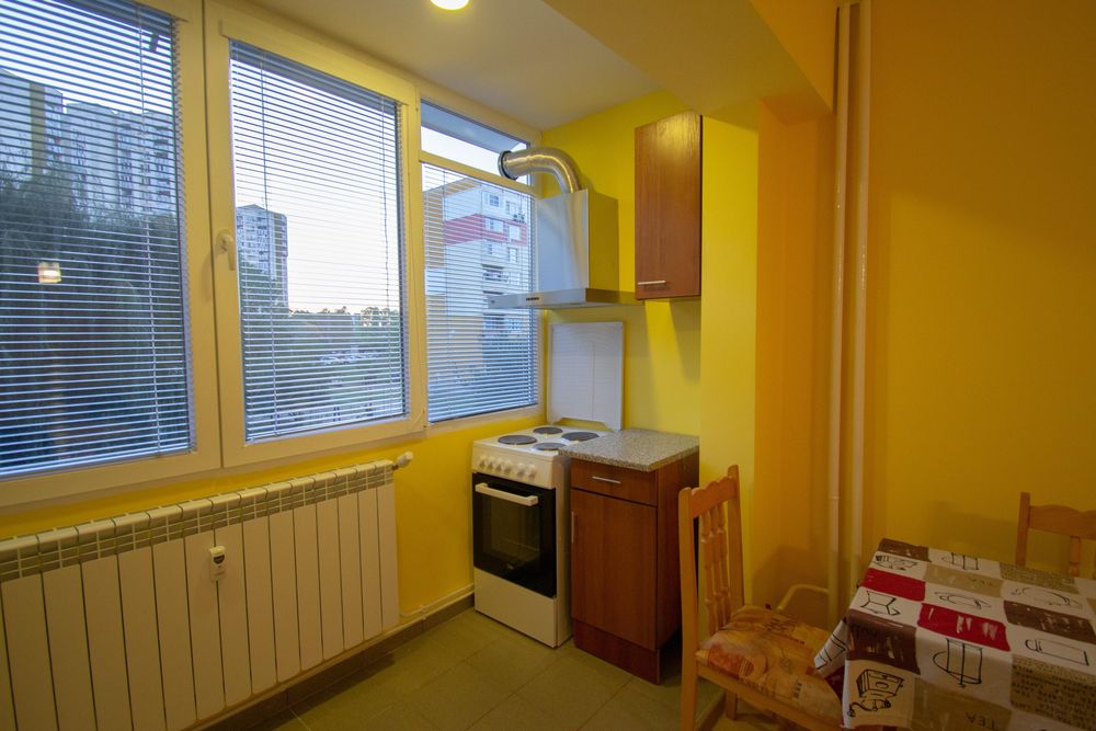 Дава се под наем Двустаен апартамент в София, Полигона - 52 кв.м за 547.23 € - Снимка #4