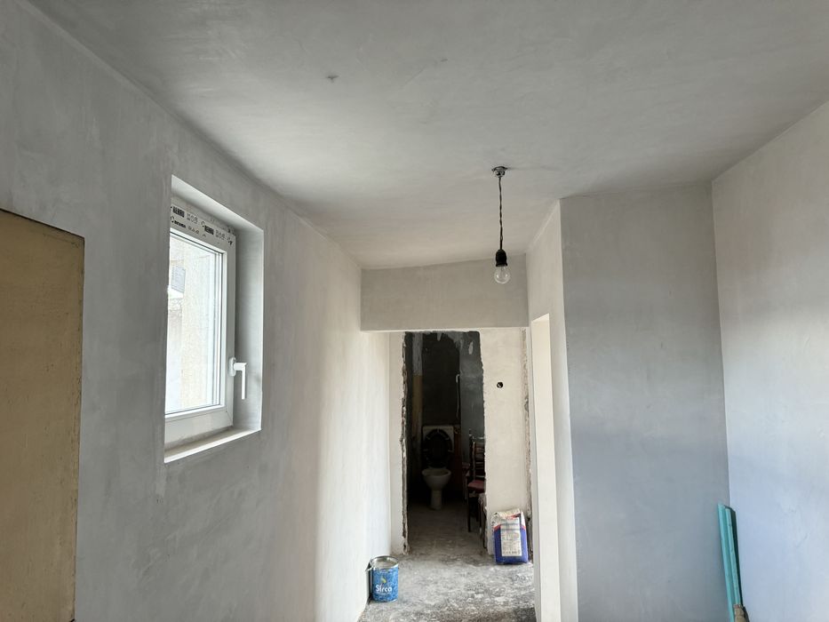 Продава се Двустаен апартамент в Пазарджик, Идеален център - 61 кв.м за 1230 €/кв.м - Снимка #1