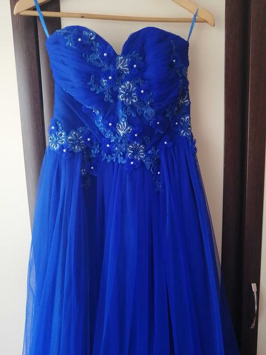 Vând rochie de ocazie Sadrini Style, mărimea 48.