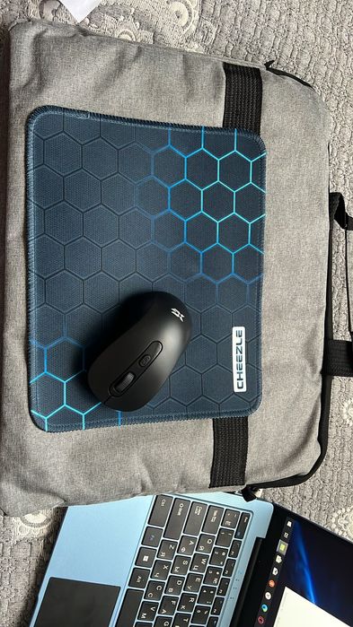 Ноутбук  HYDRA 8/256g