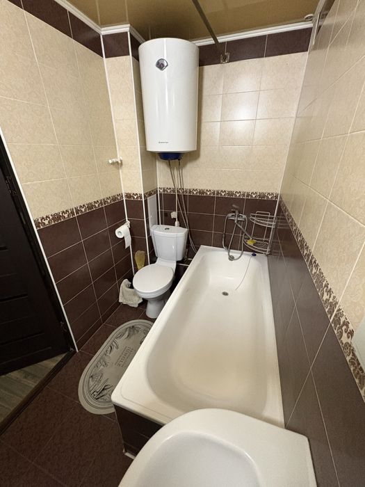 Продам 2х- комн. Квартиру 7мкр