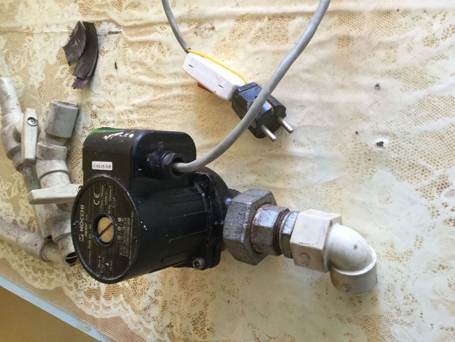 водна помпа NOCCHI за парно / камина с водна риза