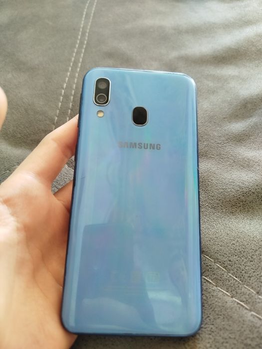 samsung galaxy A40