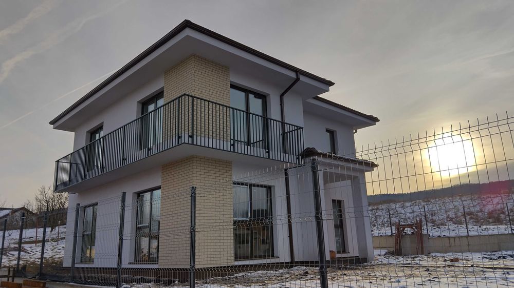 Casă nouă cu CF de vânzare – Chinteni