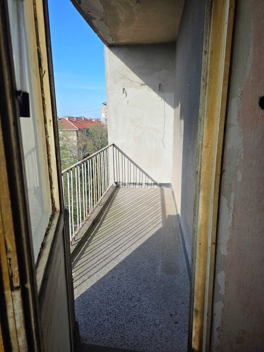 Продава се Двустаен апартамент в Русе, Цветница - 69 кв.м за 628 €/кв.м - Снимка #3