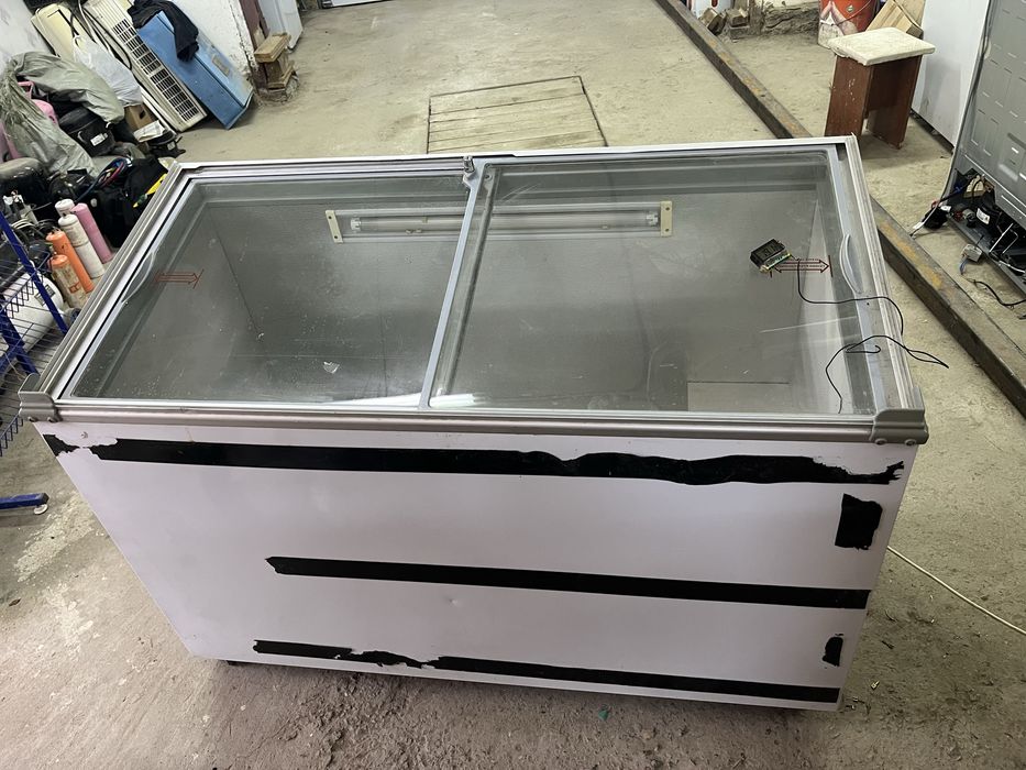 Морозильник турецки в отличном состояние