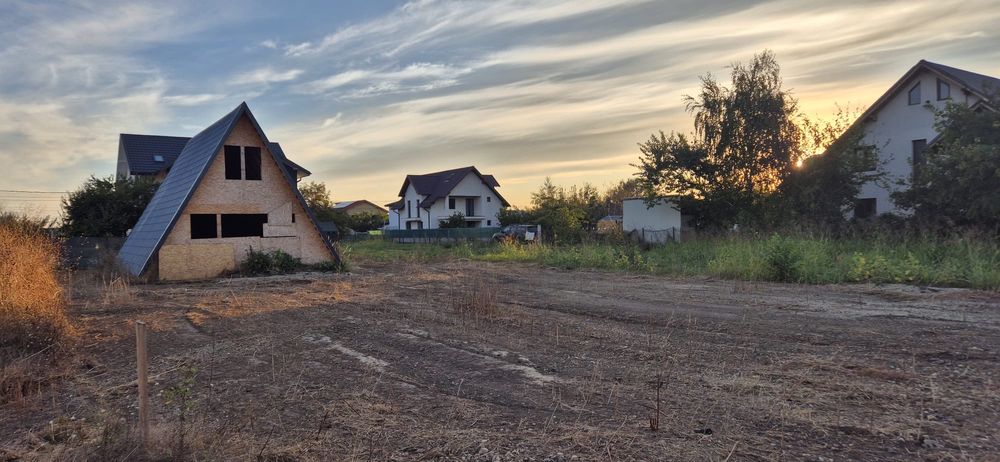 Vand teren 500mp si cabana A-frame in Dragomisesti Deal