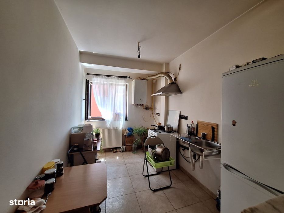 Apartament cu 2 camere, 46 mp, etajul 1, zona Stejarului — fotografia 3