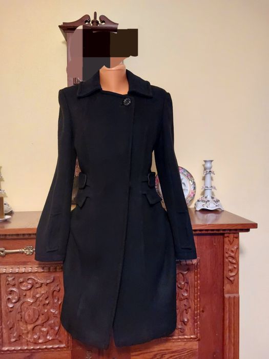 Palton elegant stofa 100% lana, model deosebit, detalii decorative