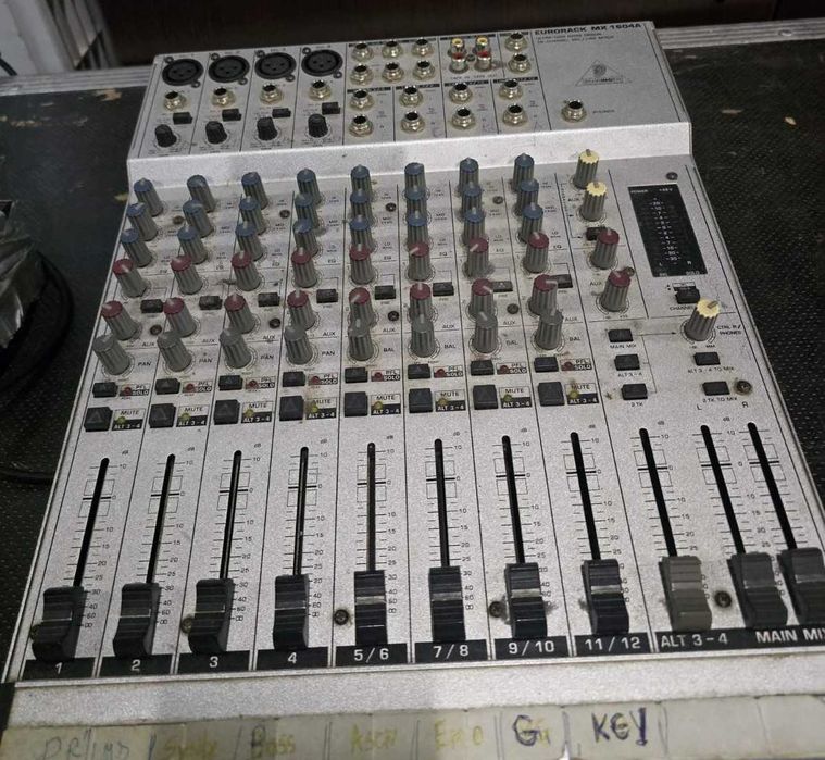 Behringer Eurorack MX1604A
