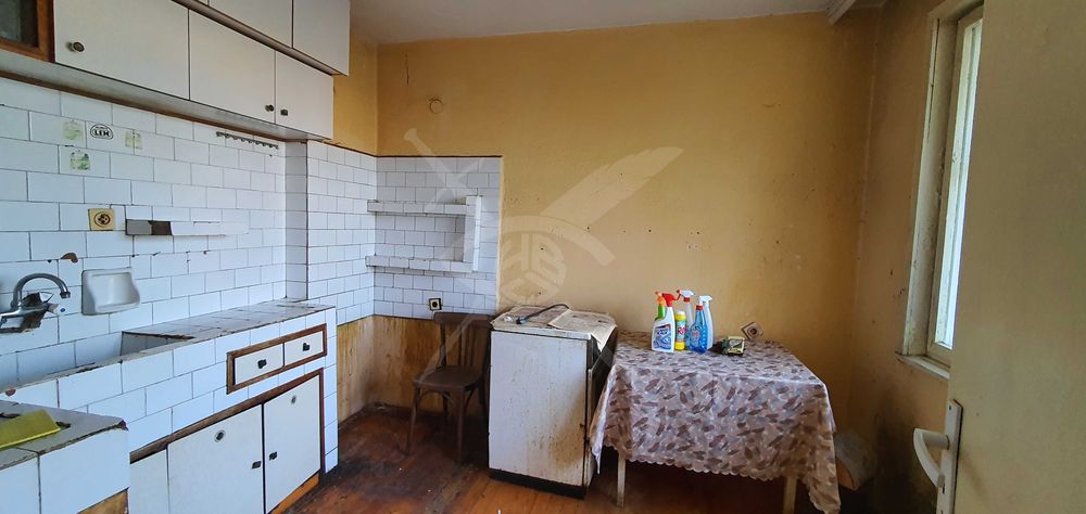 Продава се Многостаен апартамент в Пловдив, Коматево - 129 кв.м за 1125 €/кв.м - Снимка #4
