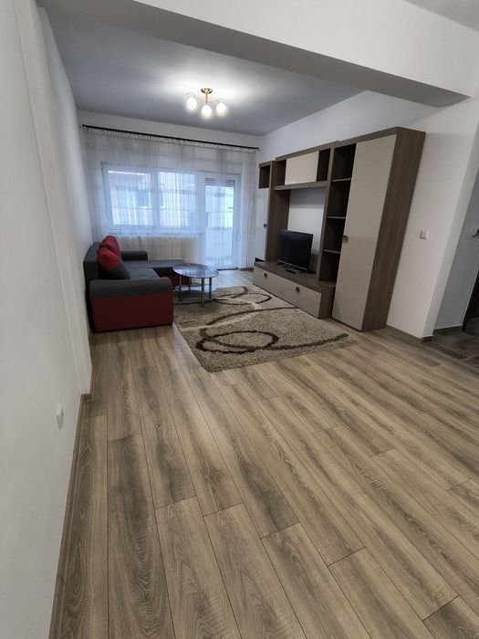 Închiriez apartament 2 camere cetate noi