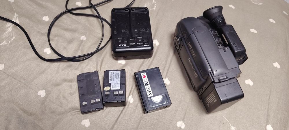 Cameră video VHS Jvs