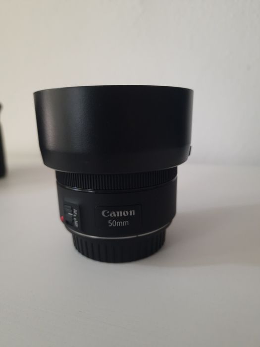 Canon 750D + obiectiv portrete
