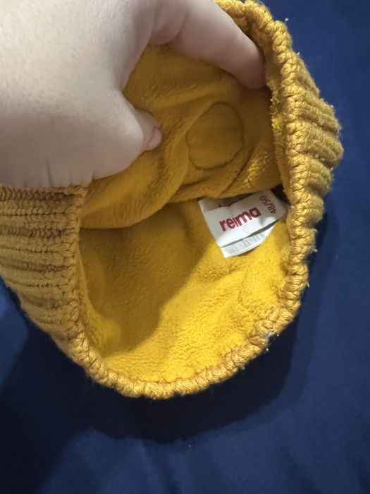 Продам шапочку reima
