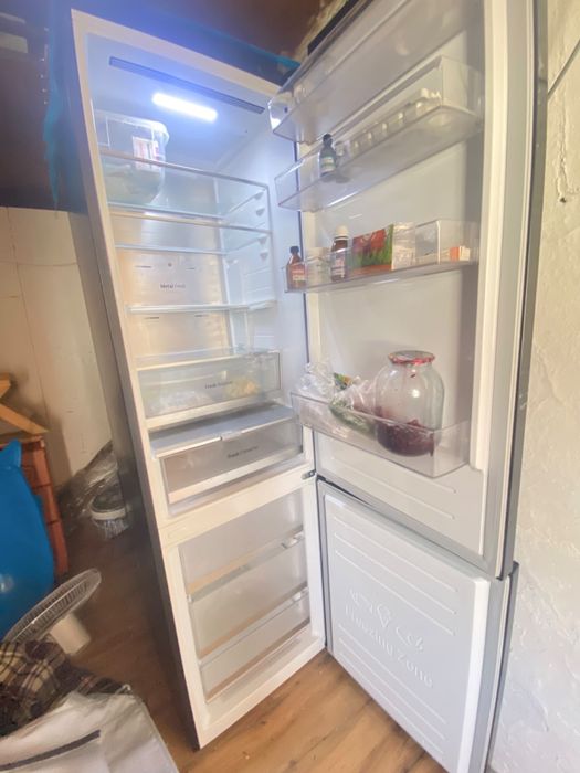 Продам холодильник почти новый
