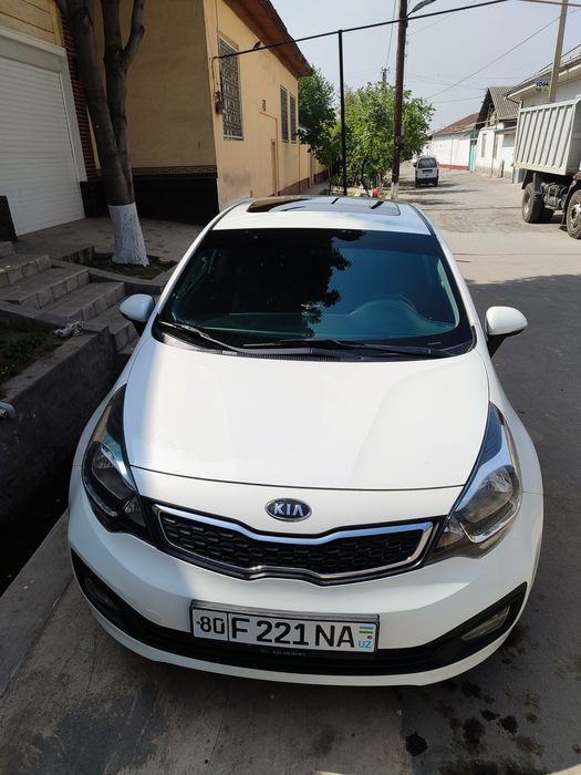 Kia Rio mashinasi